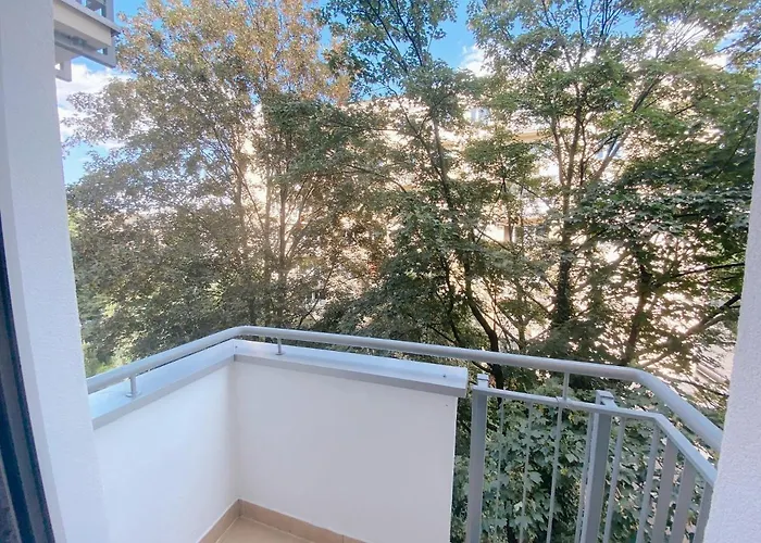 Nocleg ze śniadaniem Halo Warszawa